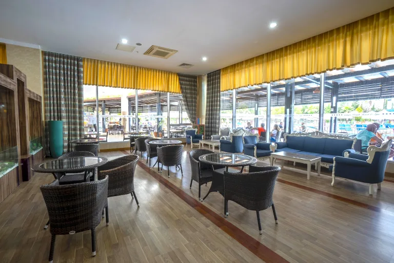 lobi-bar-3